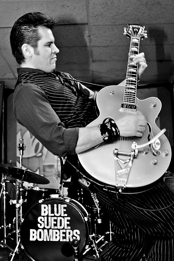 Blue Suede Bombers at Asbury Lanes {Rockabilly Concert Photos}