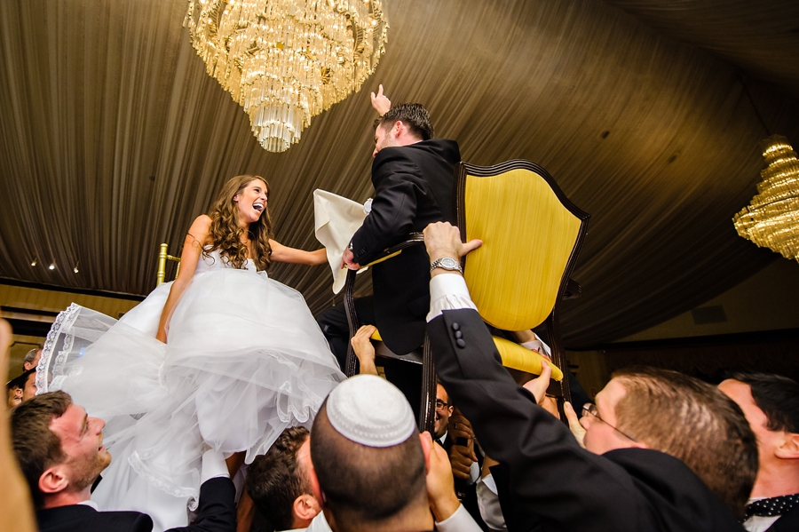 Shelter Rock Jewish Center Wedding Photos | Stephanie + Marty