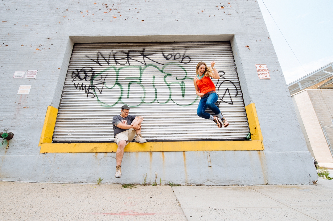 Lindsey & John’s Brooklyn Bridge Engagement Photos